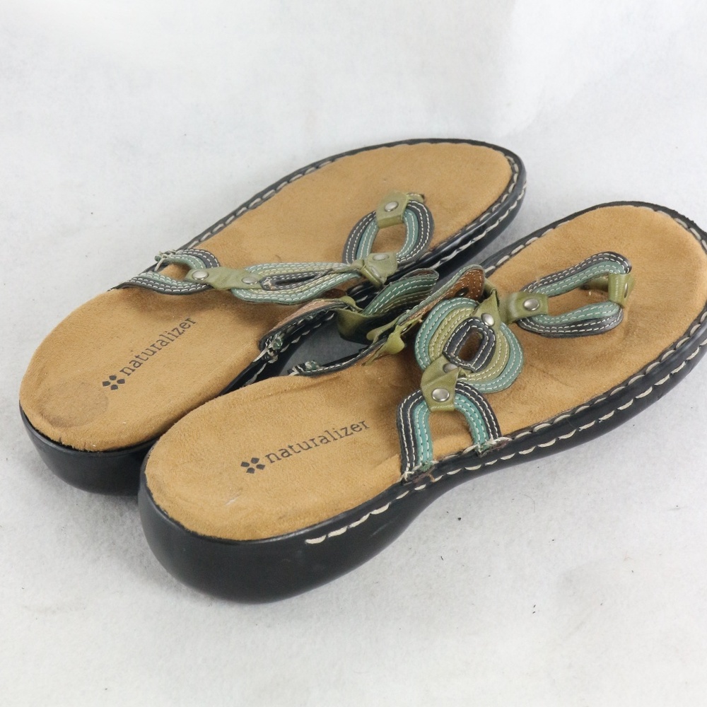 Naturalizer THEYER Leather Flip Flop Thong Sandals - Picture 5 of 8